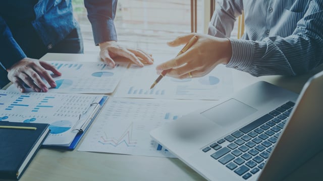Evaluating Credit Market Dislocations