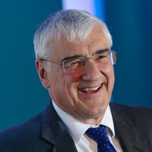 Sir Michael Hintze