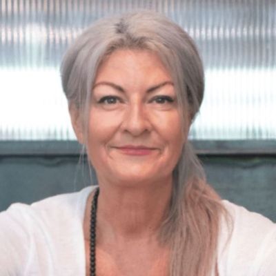 Danielle Van de Velde