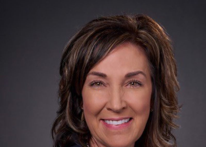 Colleen Lindholz